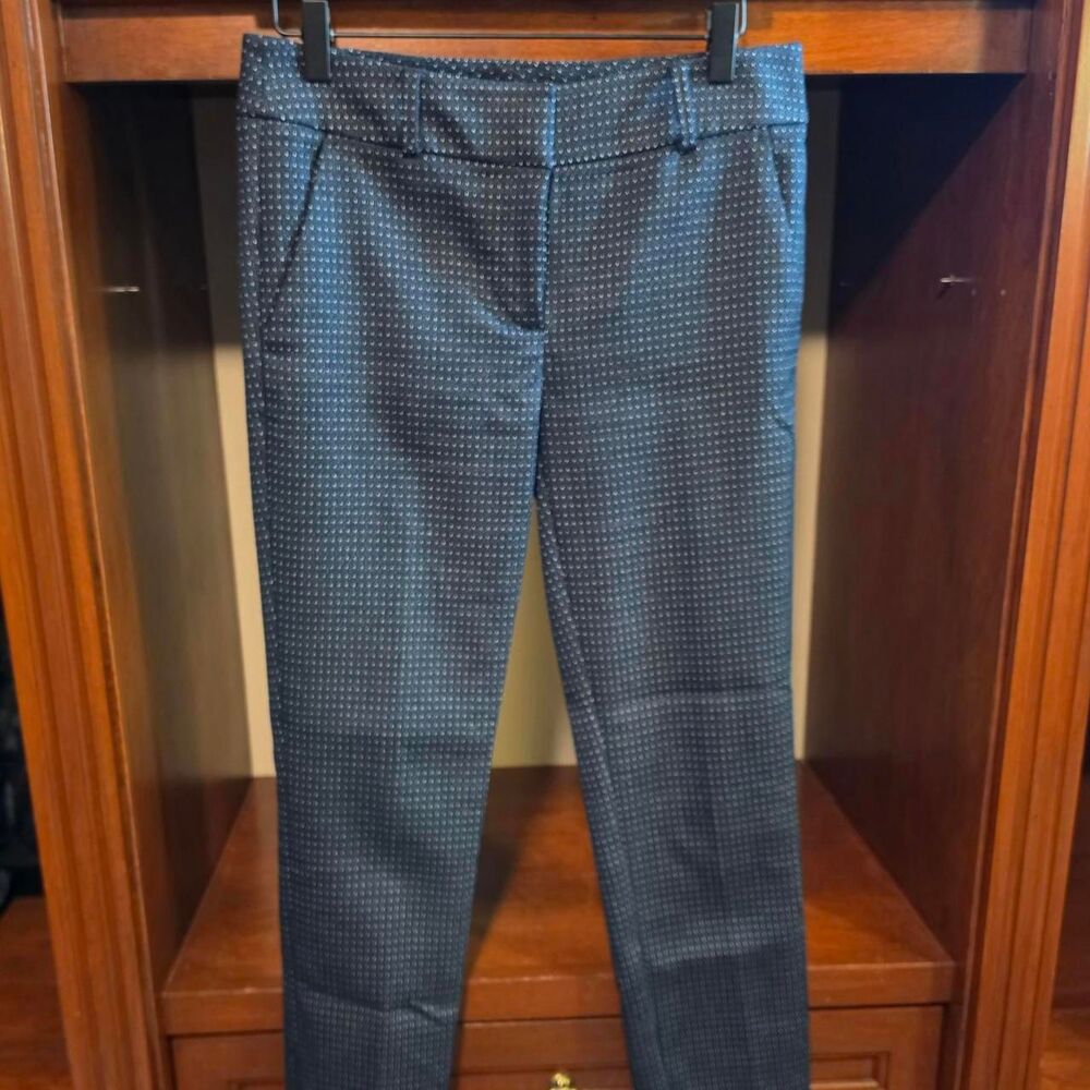 Loft Women's Navy and White Trousers